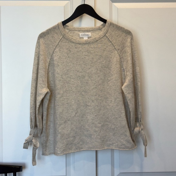 Velvet by Graham & Spencer Sweaters - Cashmere Sweater by Velvet by Graham & Spencer